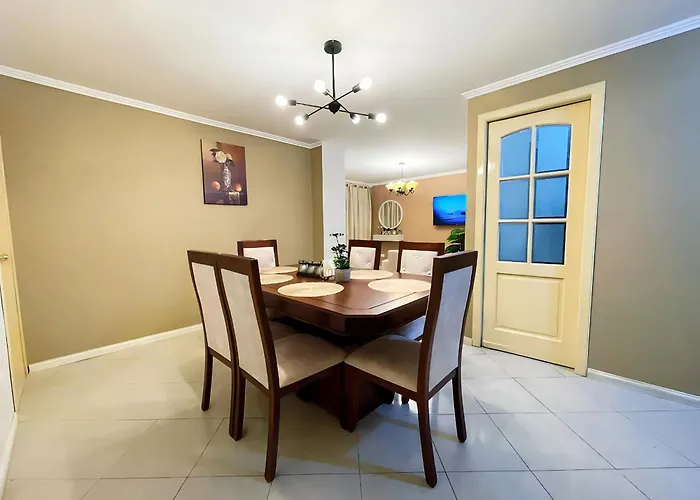 Apartamento En La Mejor Ubicacion, Centro De Loja