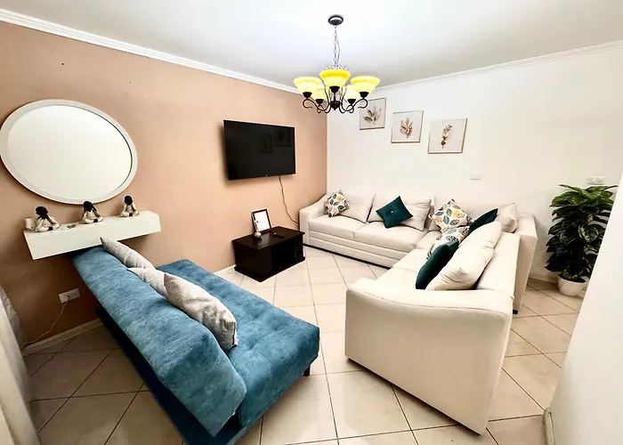 Apartamento En La Mejor Ubicacion, Centro De Loja